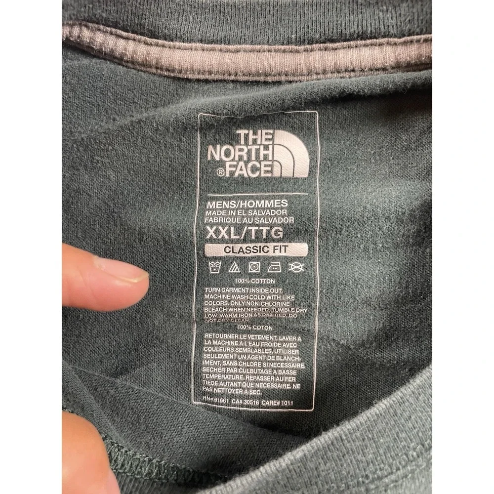 The North Face Unisex Adults T-Shirt 2XL Graphic Tee Green Short Sleeve Crop Top